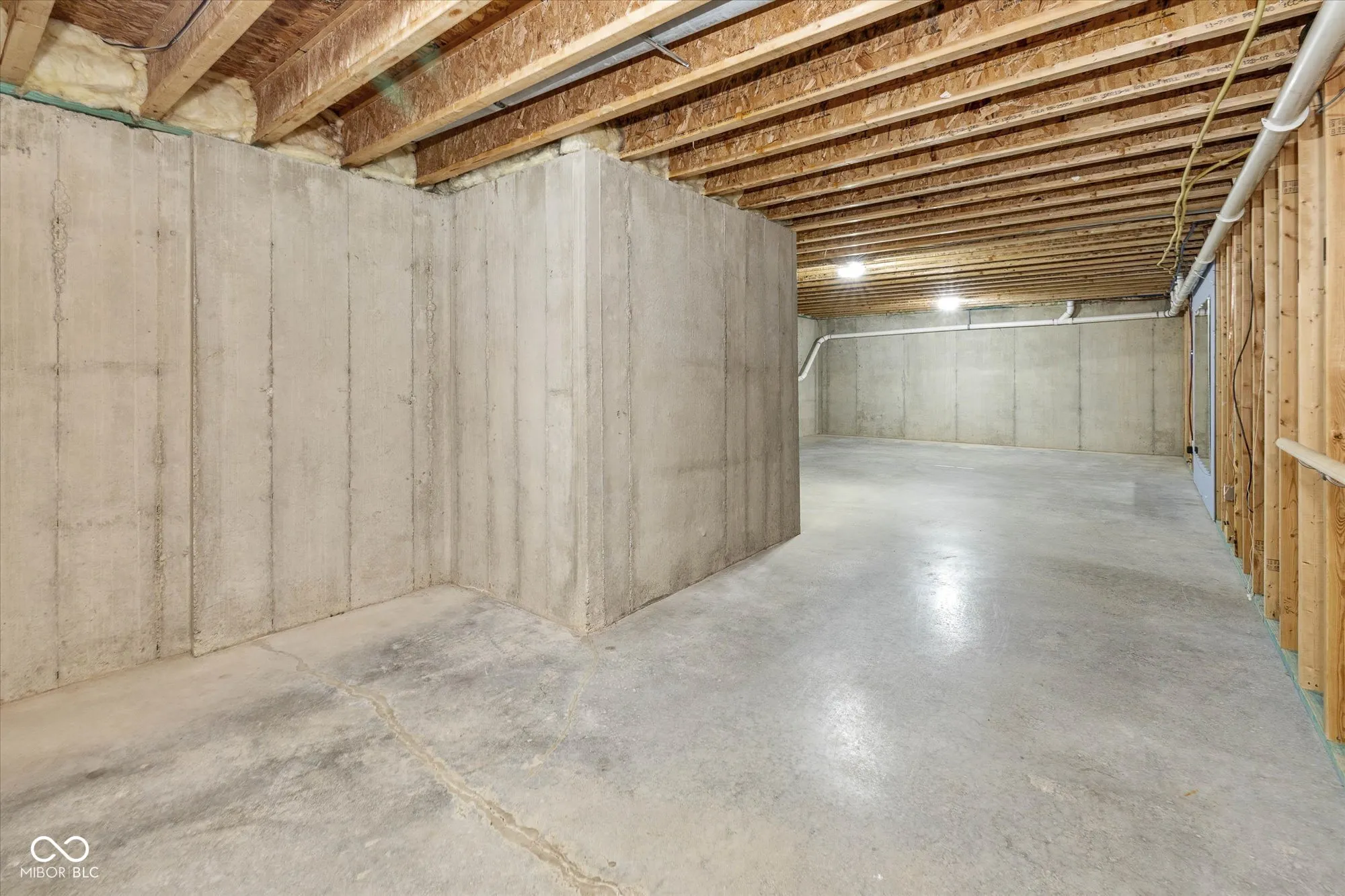 Avon, Indiana 46123, United States, 3 Bedrooms Bedrooms, ,3 BathroomsBathrooms,Residential,Pending,12378