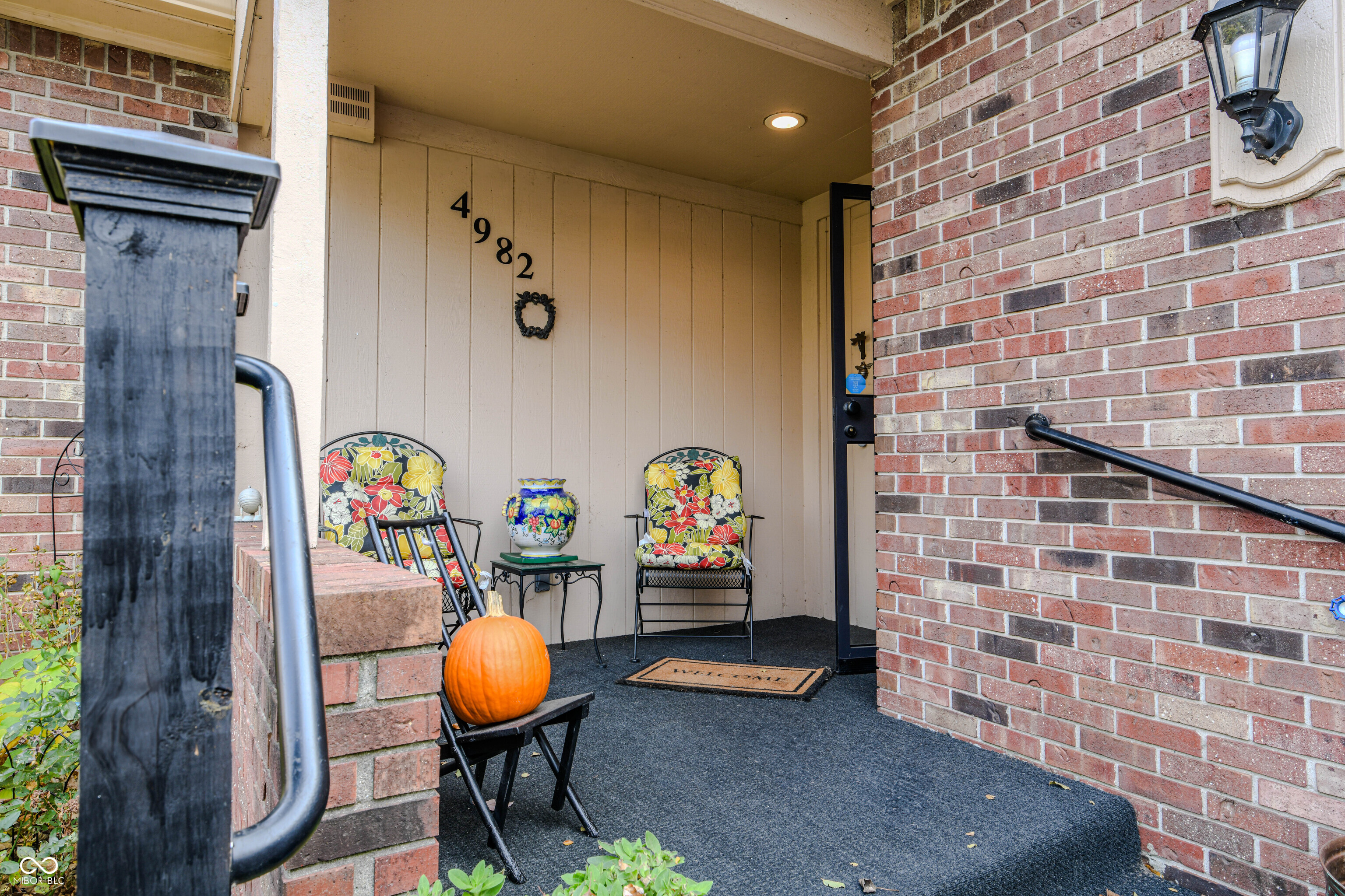 4982 Boardwalk Place