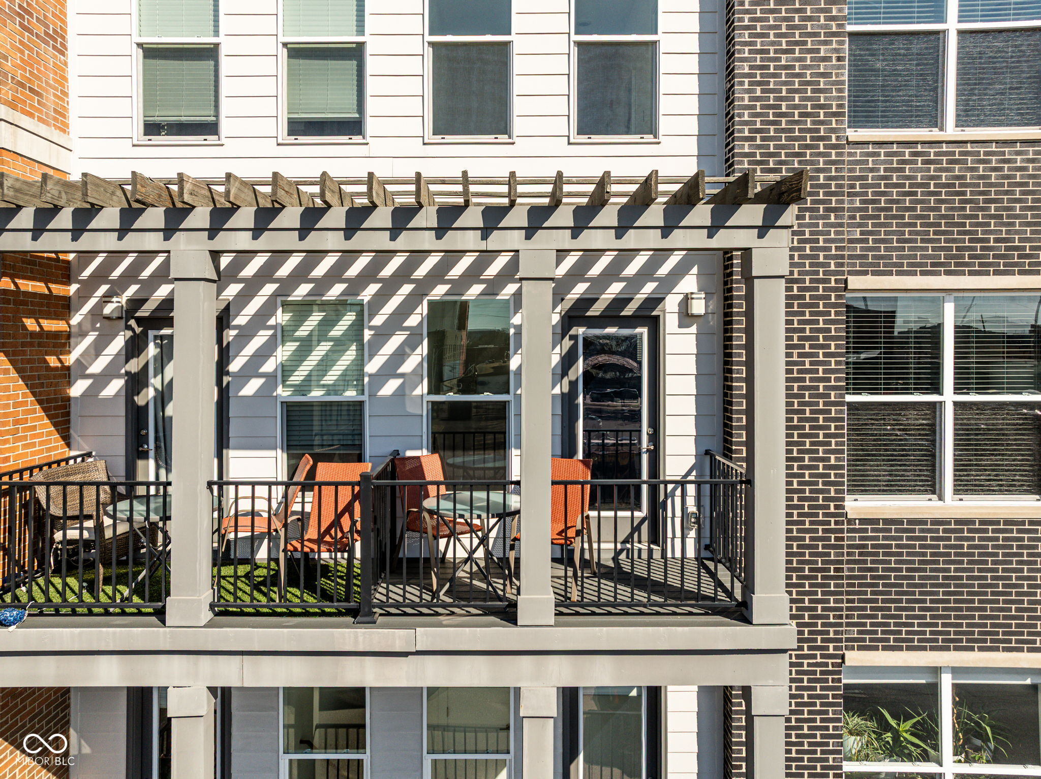 727 N Illinois Street 204