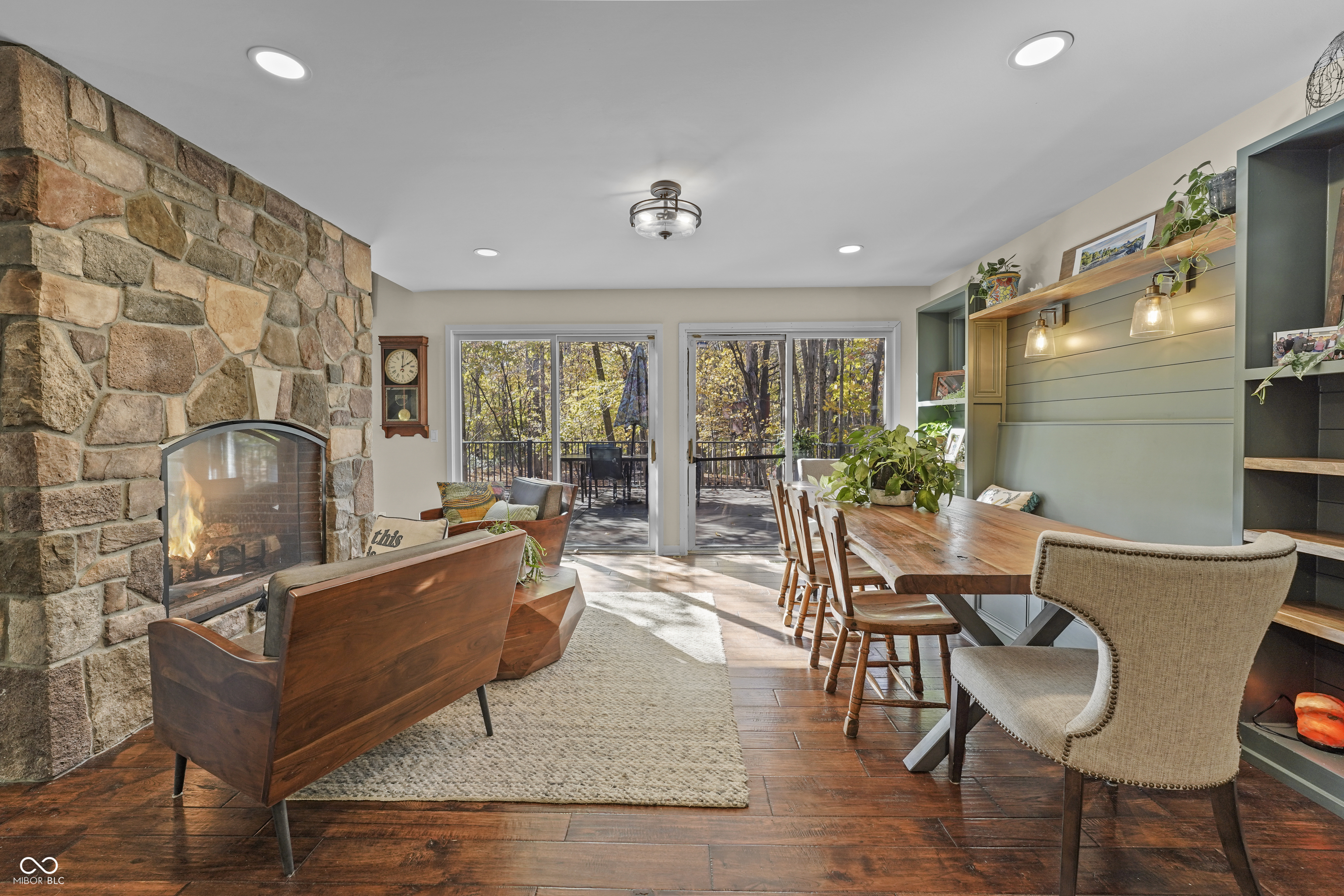 11416 Forest Knoll Circle