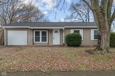 Photo of 5615 Knoxville Drive, Indianapolis, IN 46221 (MLS # 22075350)