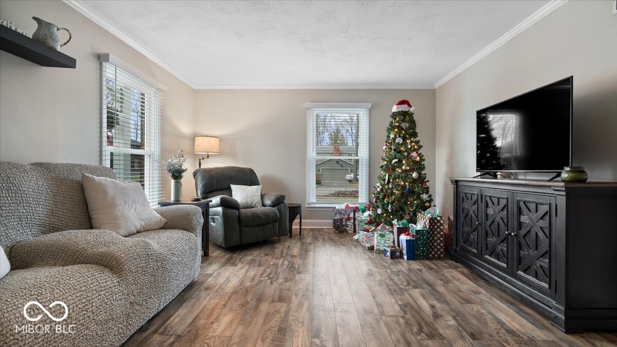 6500 Buttonwood Drive