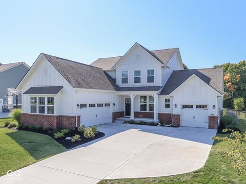 Photo of 16281 Arndale Court, Fishers, IN 46040 (MLS # 22062977)