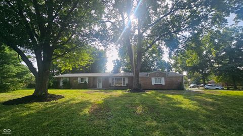 Photo of 13251 Chevy Chase Drive, Fishers, IN 46038 (MLS # 22060832)