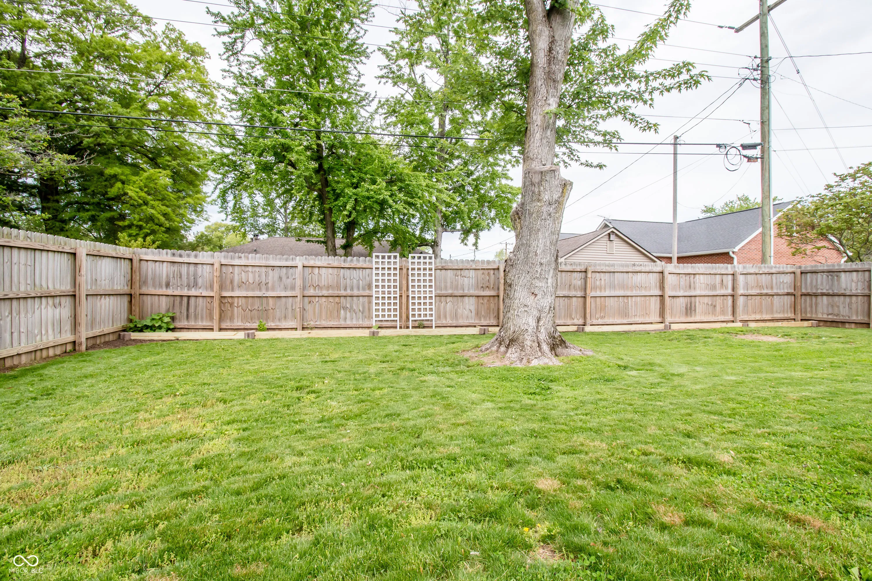 Columbus, Indiana 47201, United States, 3 Bedrooms Bedrooms, ,2 BathroomsBathrooms,Residential,Active,129902