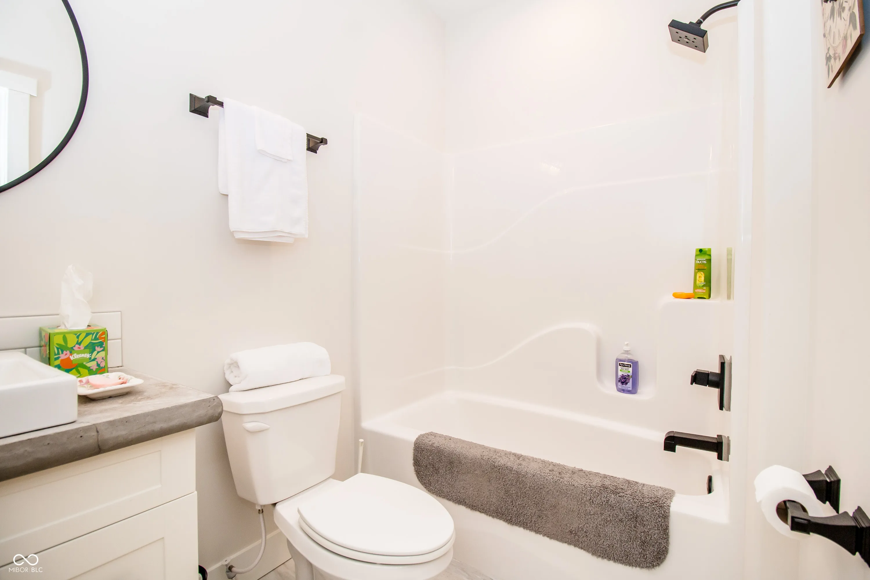 Columbus, Indiana 47201, United States, 3 Bedrooms Bedrooms, ,2 BathroomsBathrooms,Residential,Active,129902