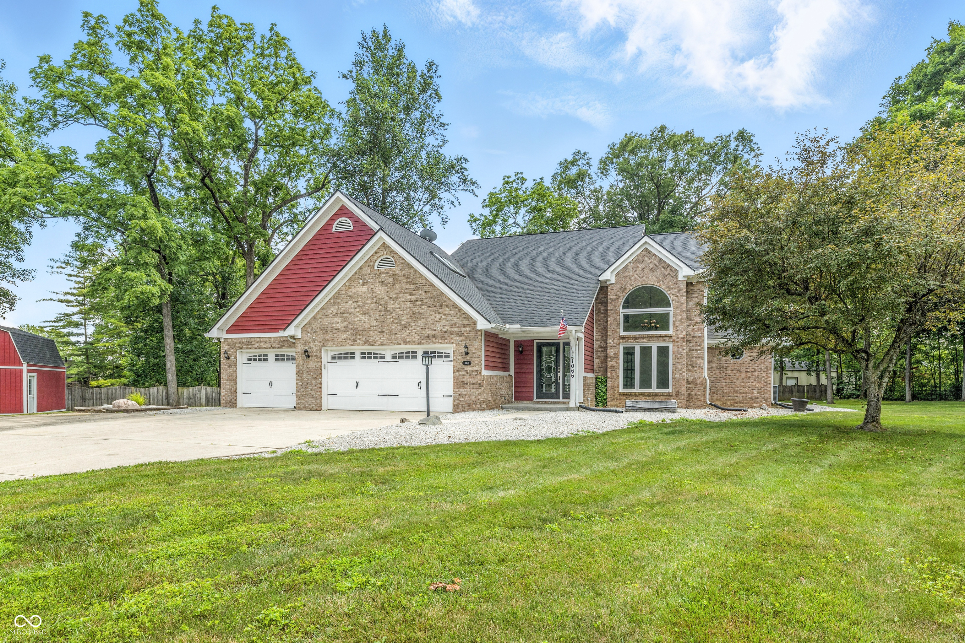 1066 N Dogwood Way