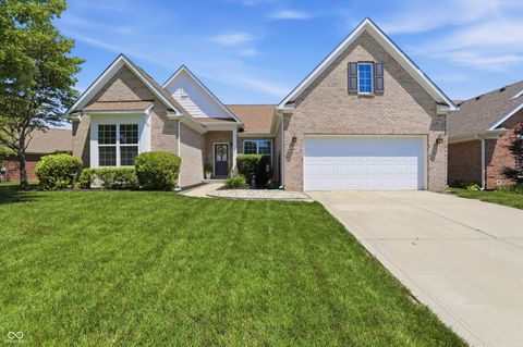 Photo of 4323 Raintree Boulevard, Greenwood, IN 46143 (MLS # 22101416)