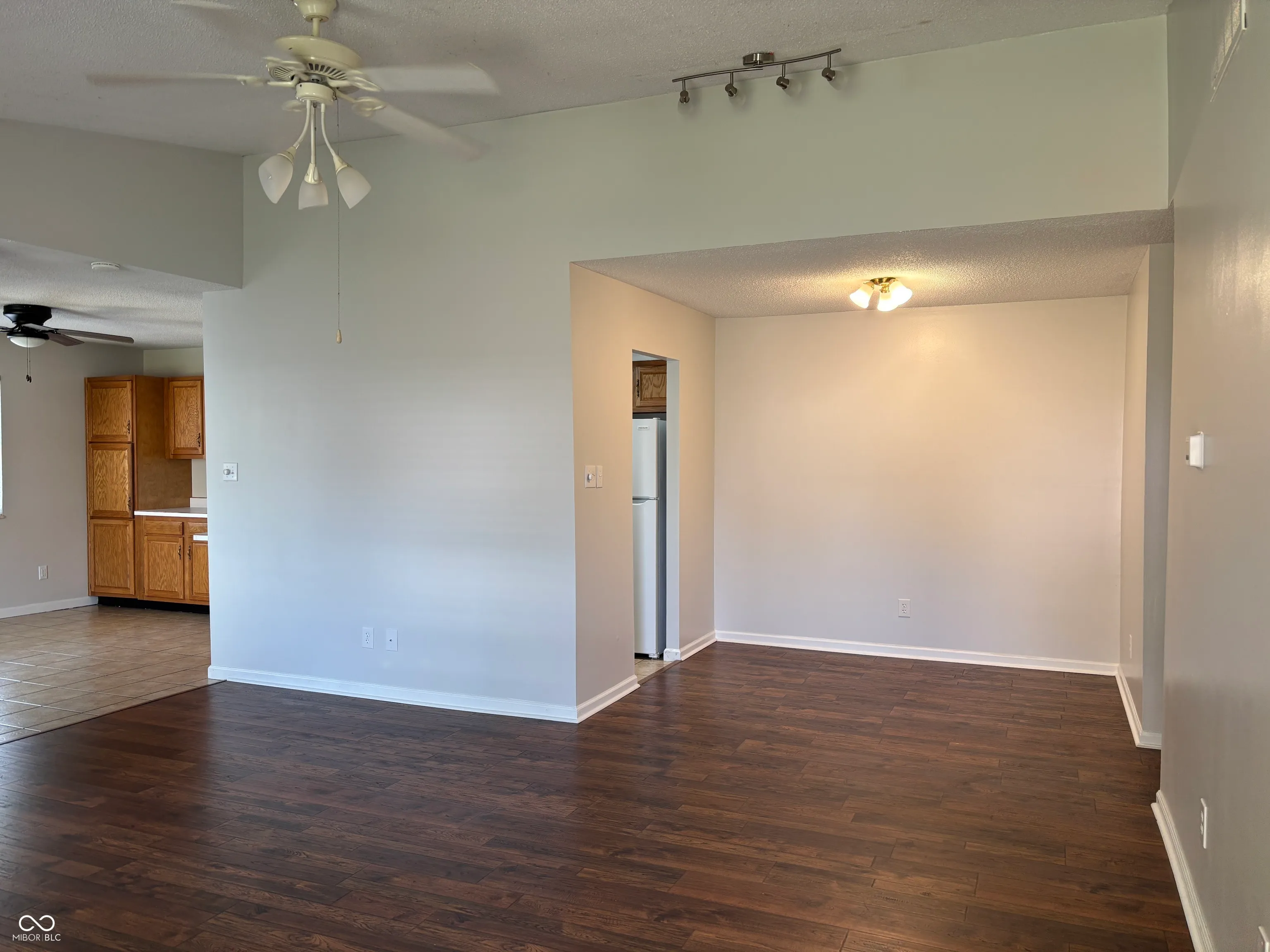 Columbus, Indiana 47201, United States, 2 Bedrooms Bedrooms, ,2 BathroomsBathrooms,Residential,Active,162664