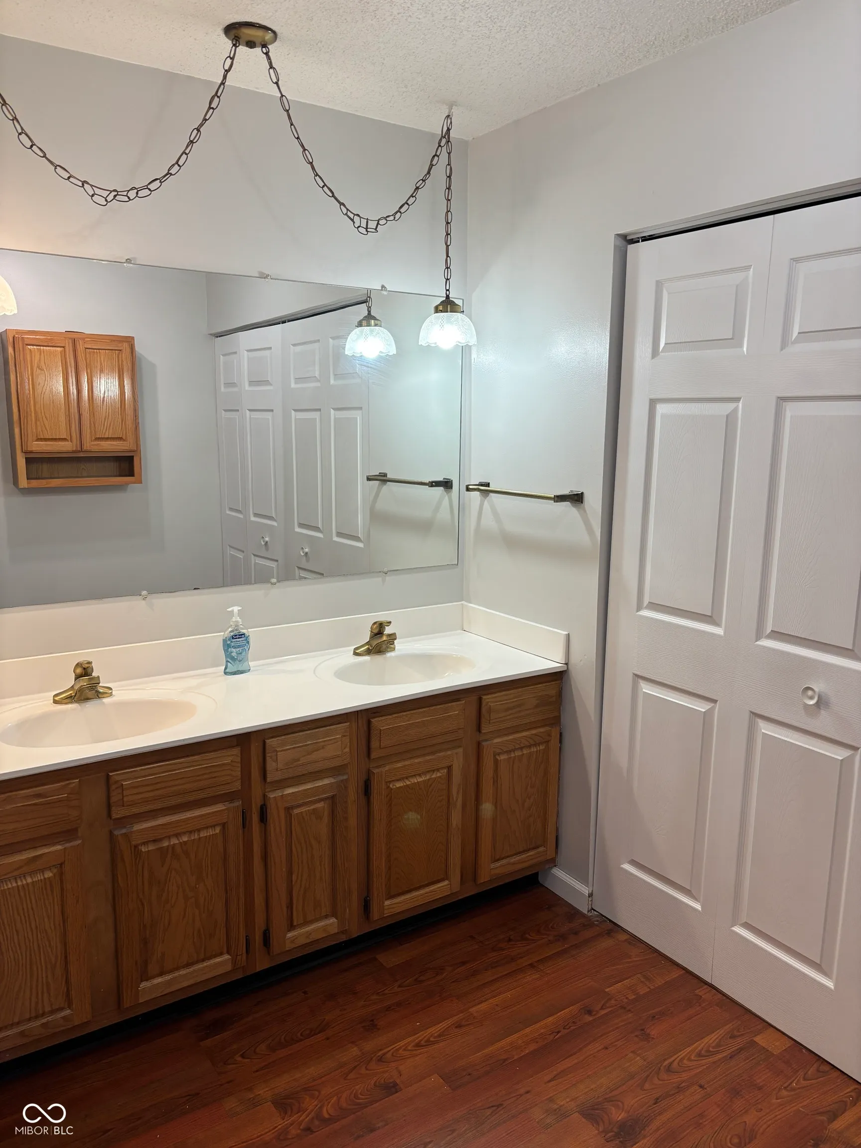 Columbus, Indiana 47201, United States, 2 Bedrooms Bedrooms, ,2 BathroomsBathrooms,Residential,Active,162664