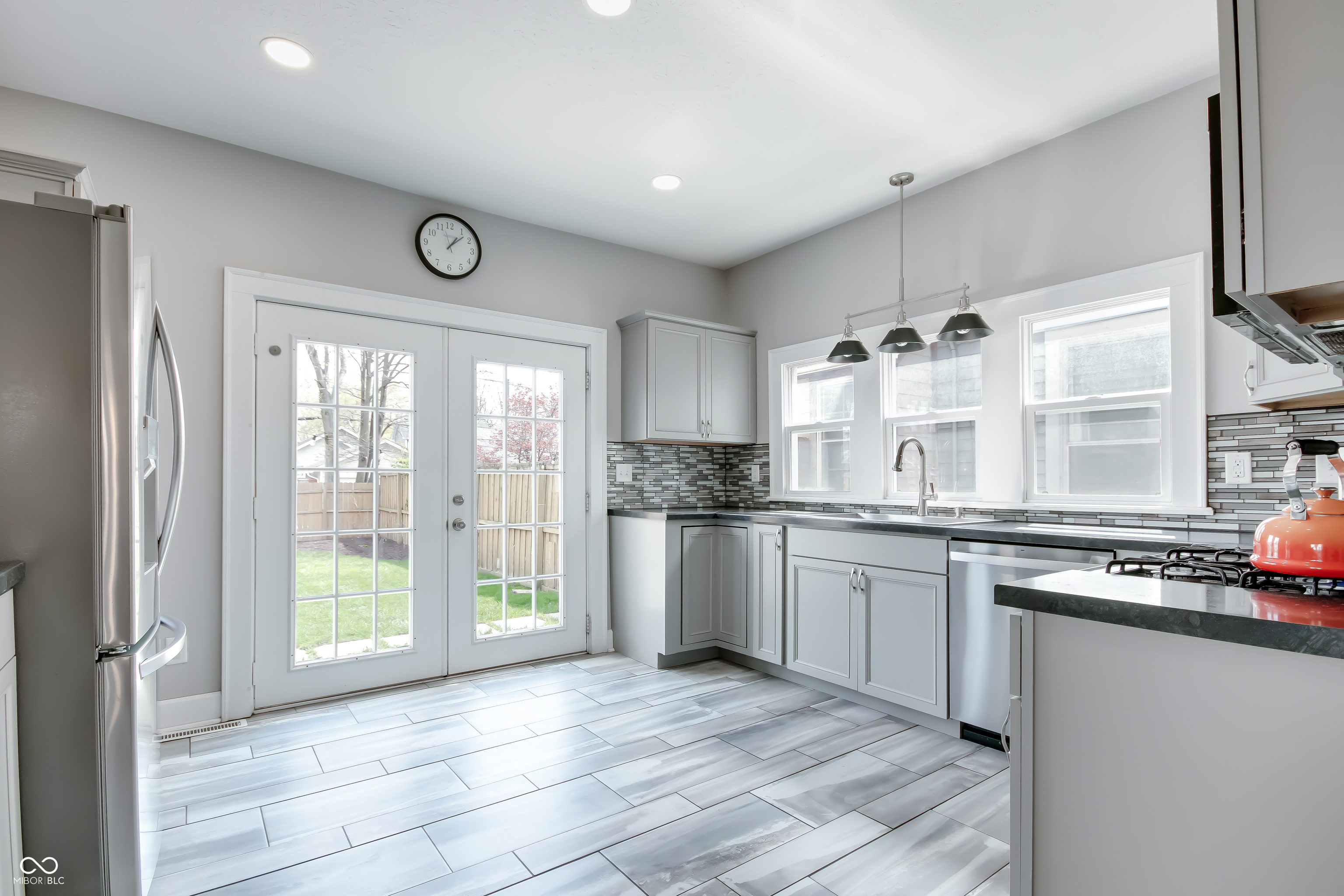 2125 S Garfield Drive