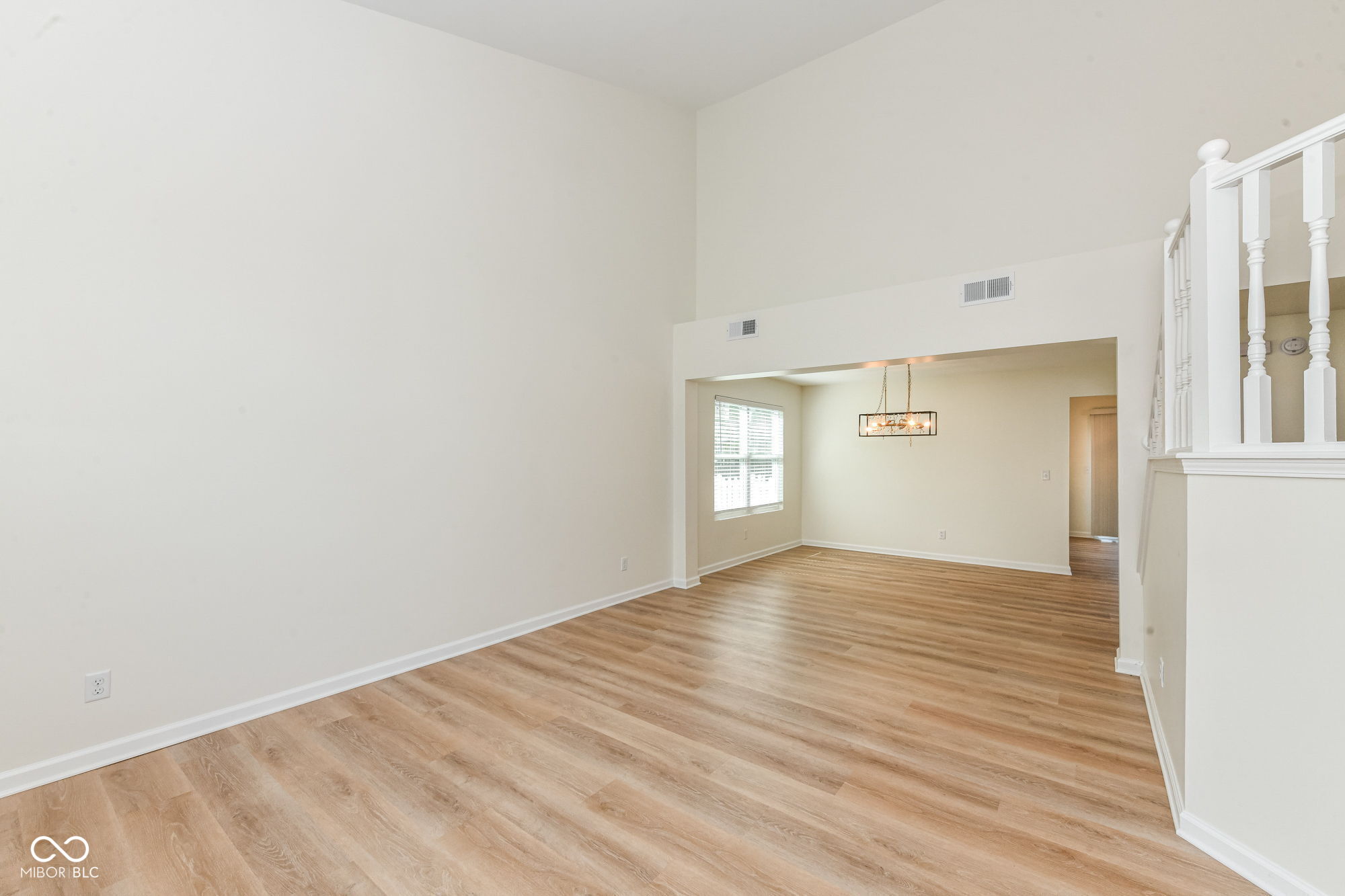 6338 Creekview Lane