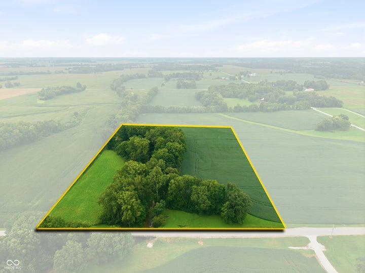 Photo 1 of 4 — 6089 W County Road 550 S, Coatesville, IN 46121
