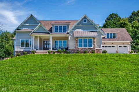 Photo of 3823 Buckley Court, Columbus, IN 47203 (MLS # 22121344)