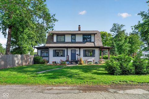 Photo of 4424 E 37th Street, Indianapolis, IN 46218 (MLS # 22105046)