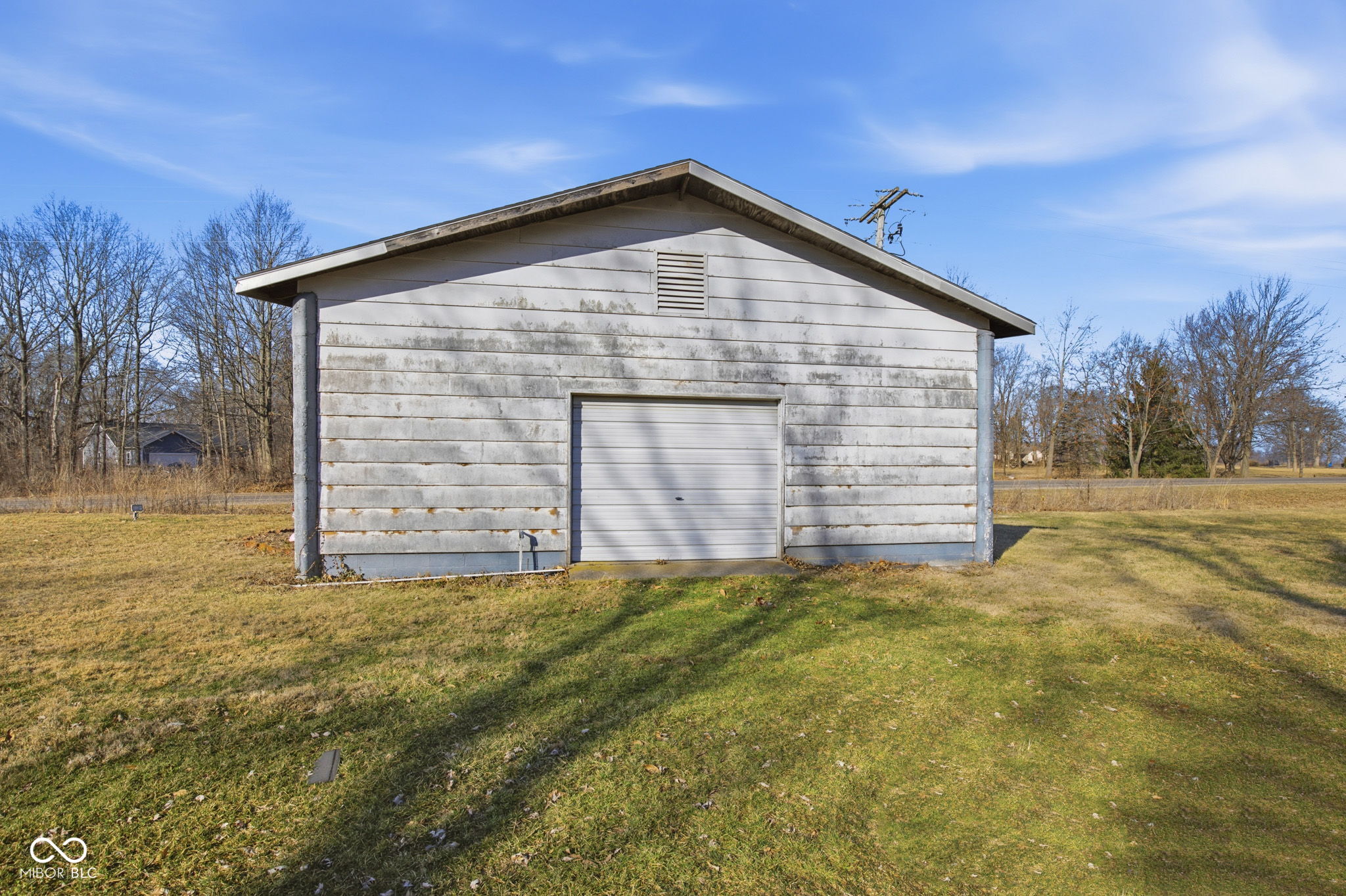 8751 N State Road 39