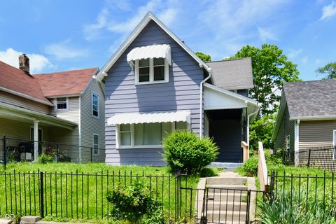 Photo of 1346 W 27th Street, Indianapolis, IN 46208 (MLS # 22042565)