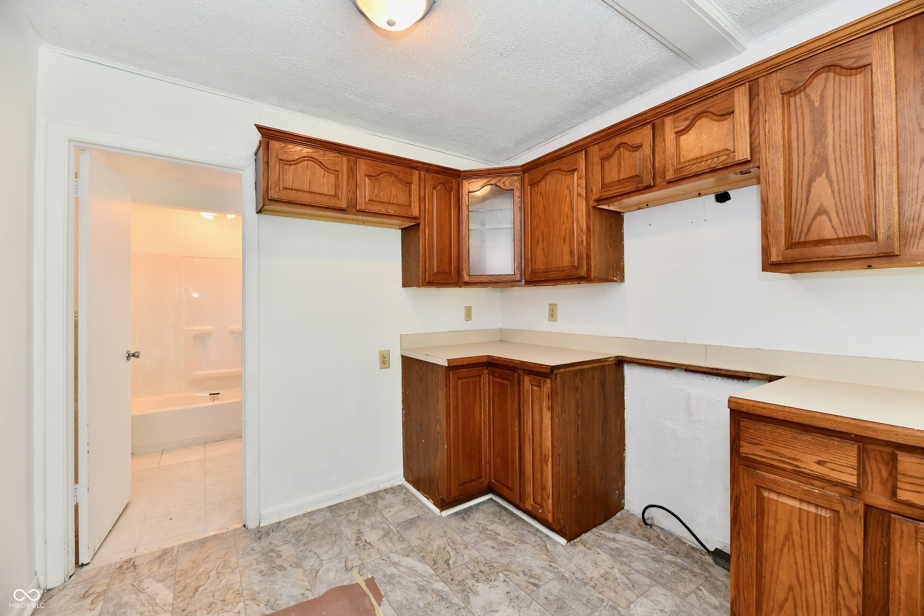 1346 W 27th Street