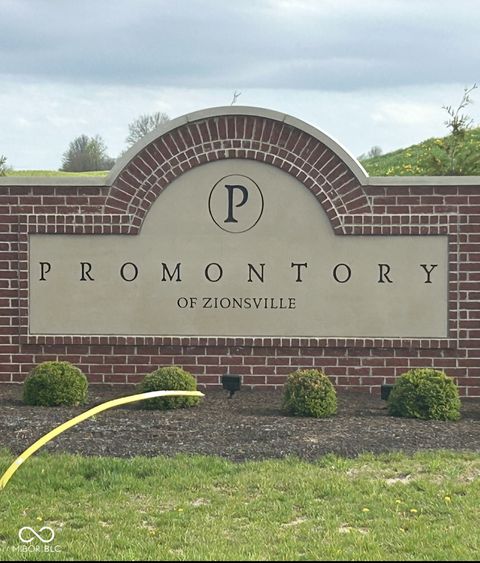 9670 Windy Hills Drive Zionsville IN 46077