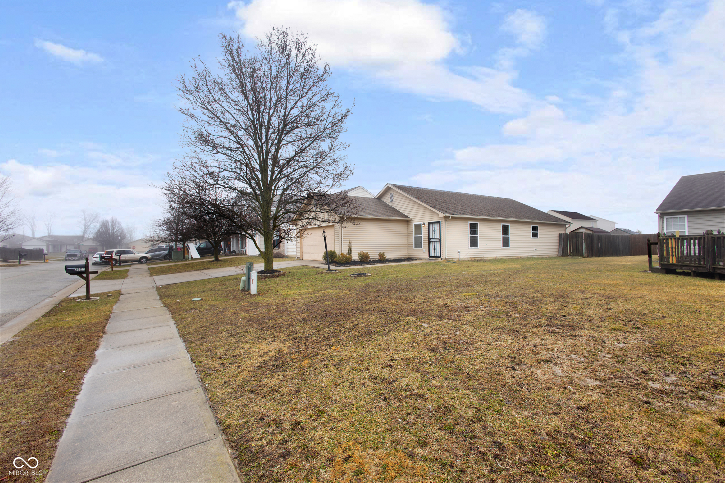 3925 Roundwood Drive