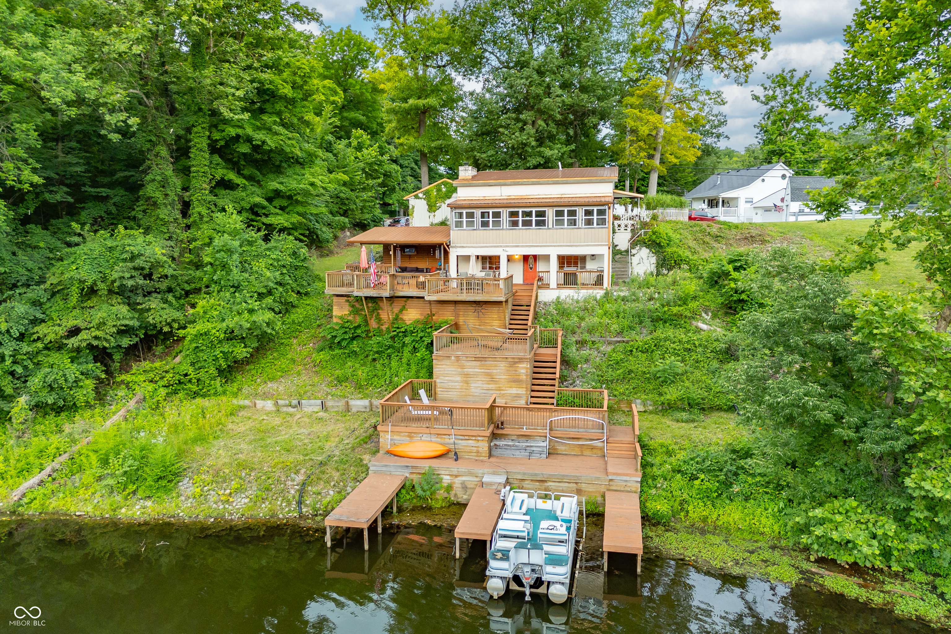 409 W Lakeview Drive