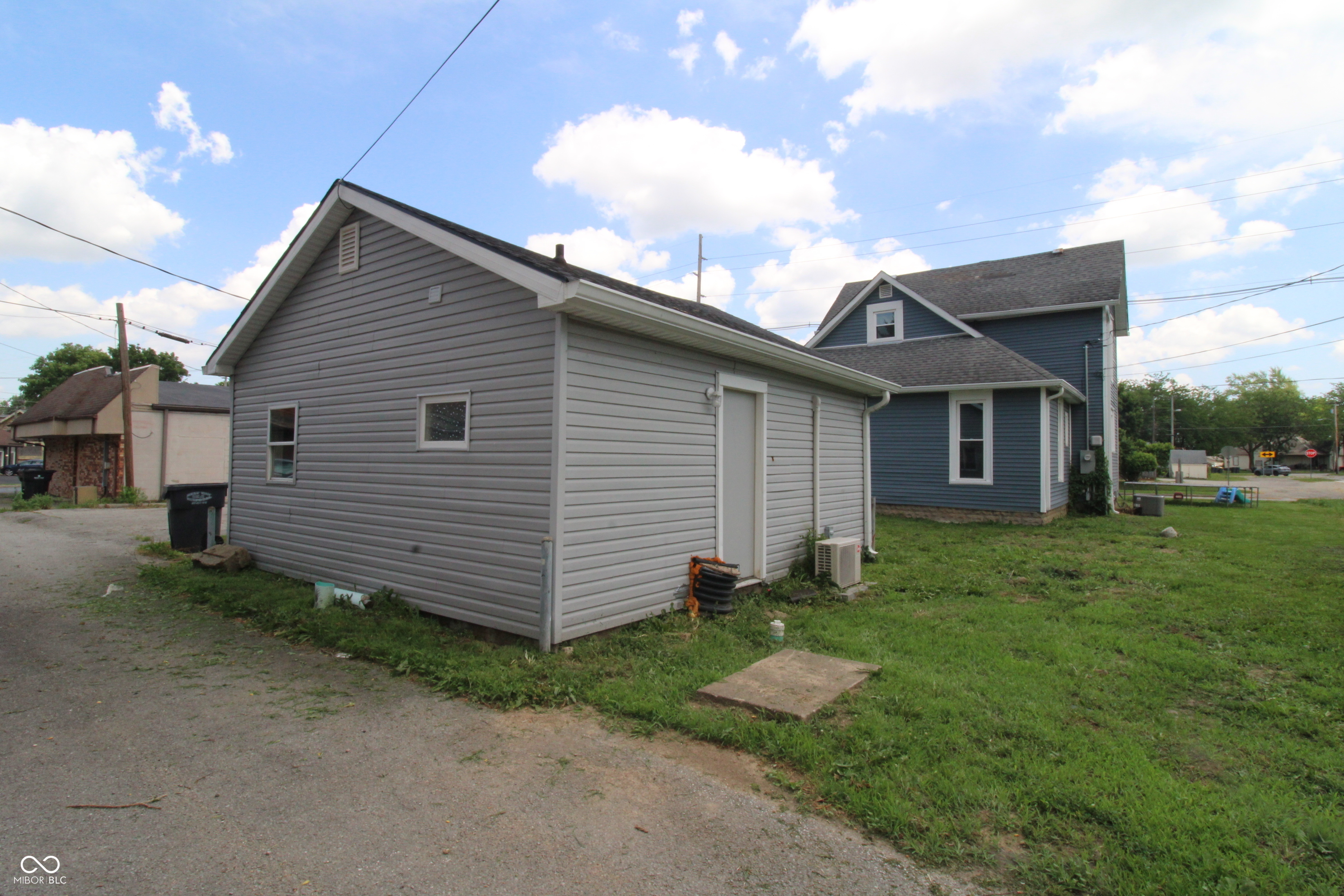 1413 Walnut Street