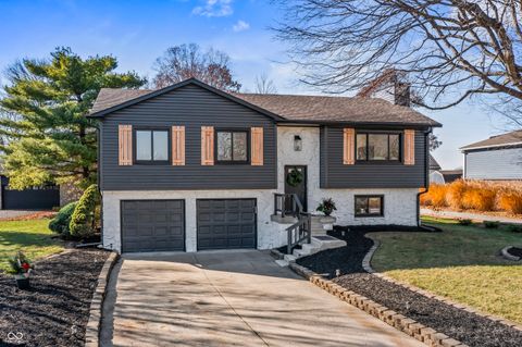 Photo of 1940 Nantucket Drive, Cicero, IN 46034 (MLS # 22075705)