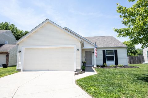 Photo of 18653 Pilot Mills Drive, Noblesville, IN 46062 (MLS # 22105026)