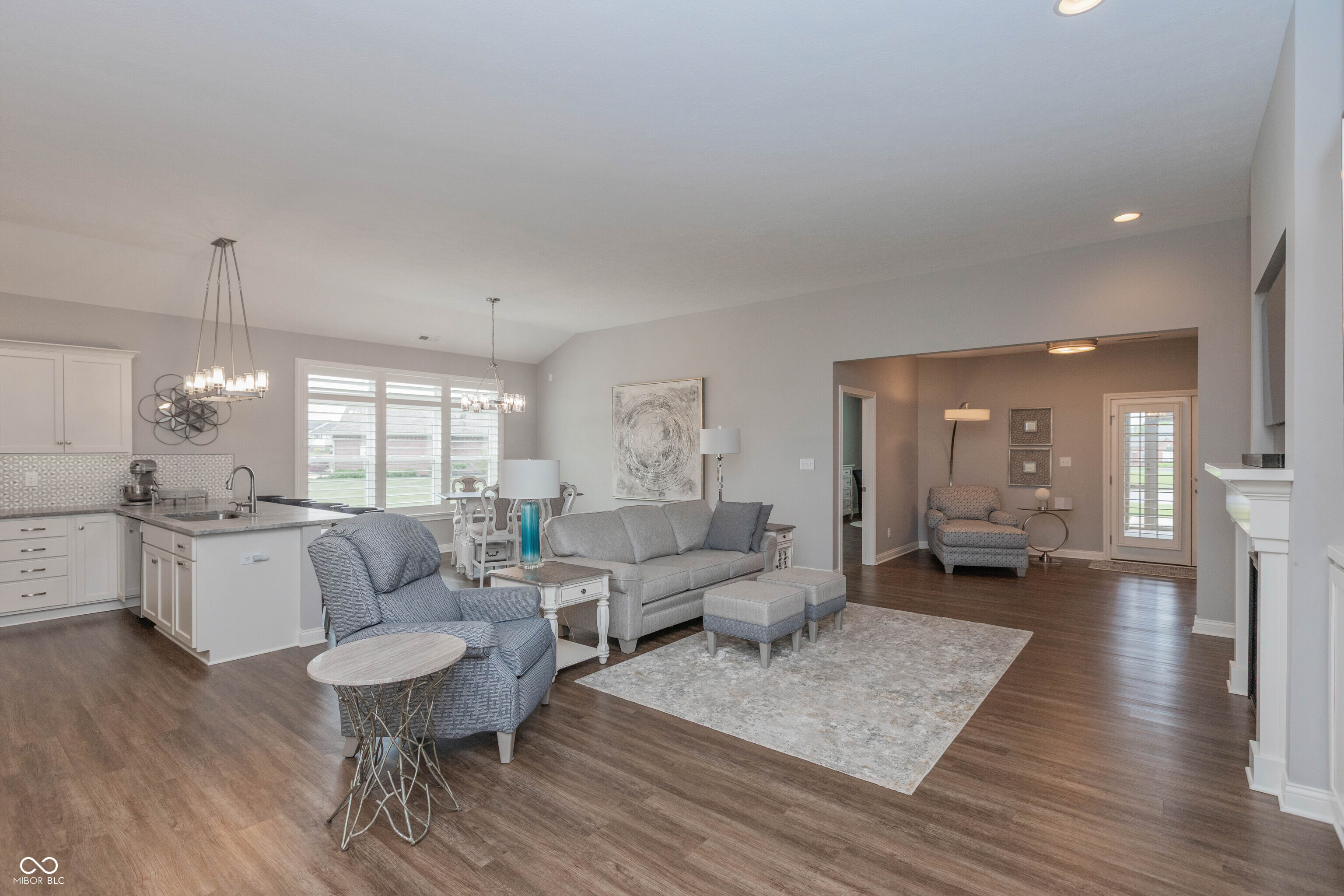 2899 Grandview Lane