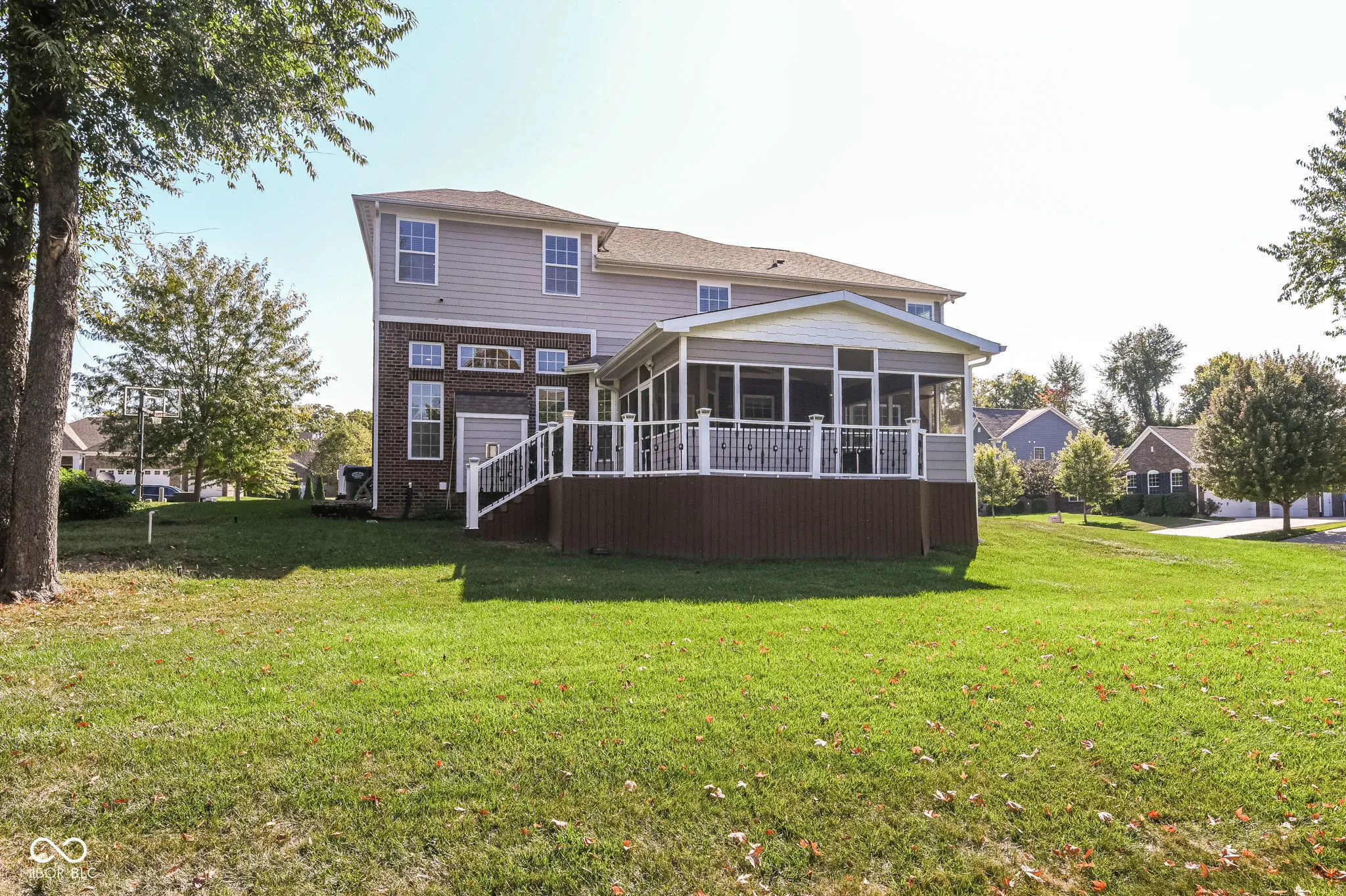 Greenwood, Indiana 46142, United States, 5 Bedrooms Bedrooms, ,4 BathroomsBathrooms,Residential,Active,215912