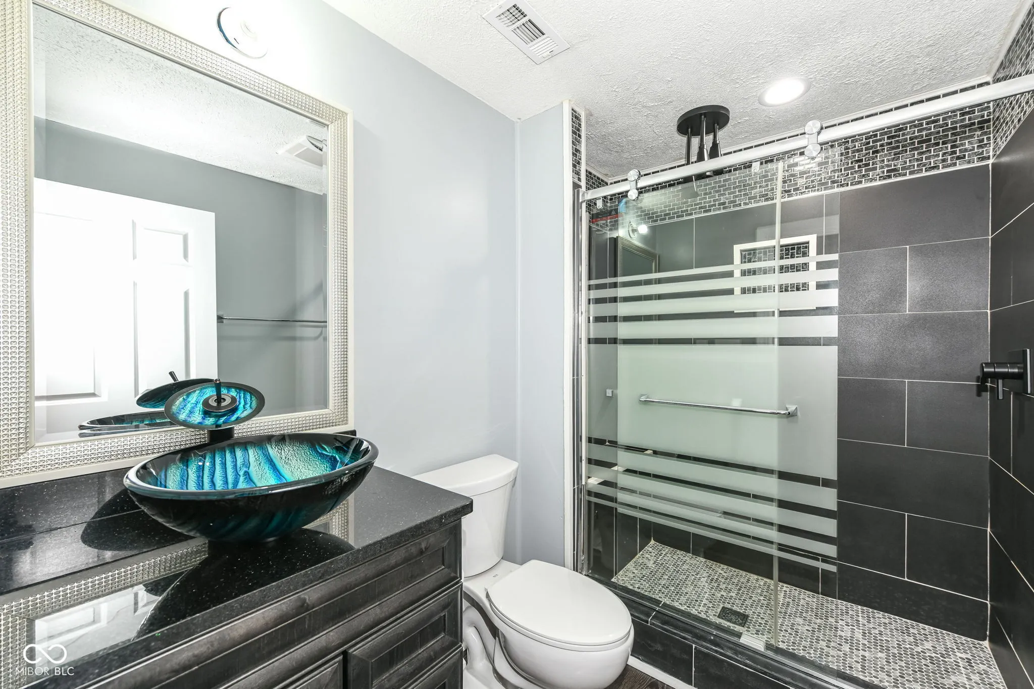 Greenwood, Indiana 46142, United States, 5 Bedrooms Bedrooms, ,4 BathroomsBathrooms,Residential,Active,215912