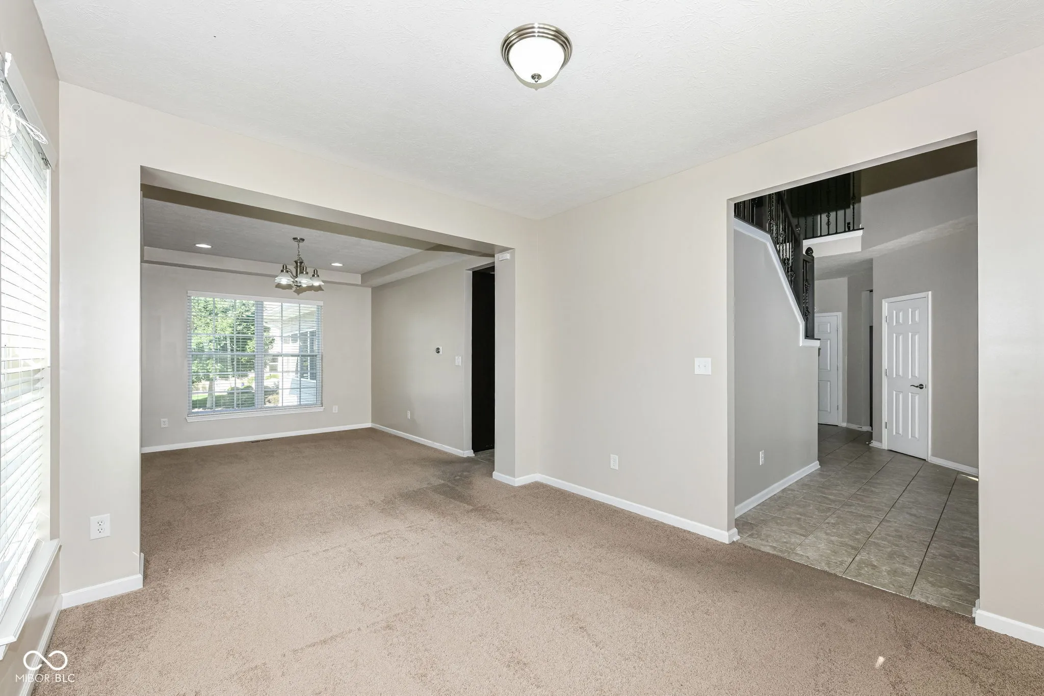 Greenwood, Indiana 46142, United States, 5 Bedrooms Bedrooms, ,4 BathroomsBathrooms,Residential,Active,215912