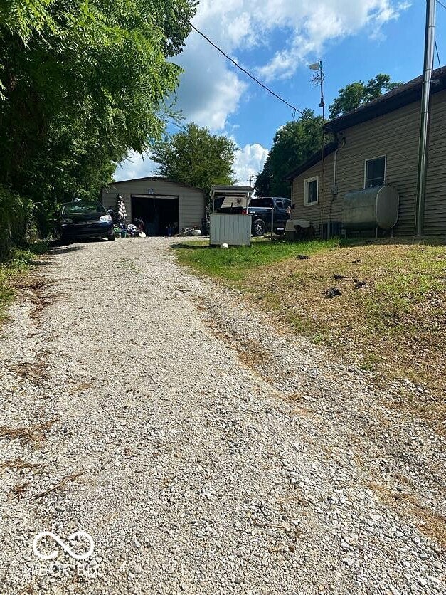 5232 E Us Highway 40