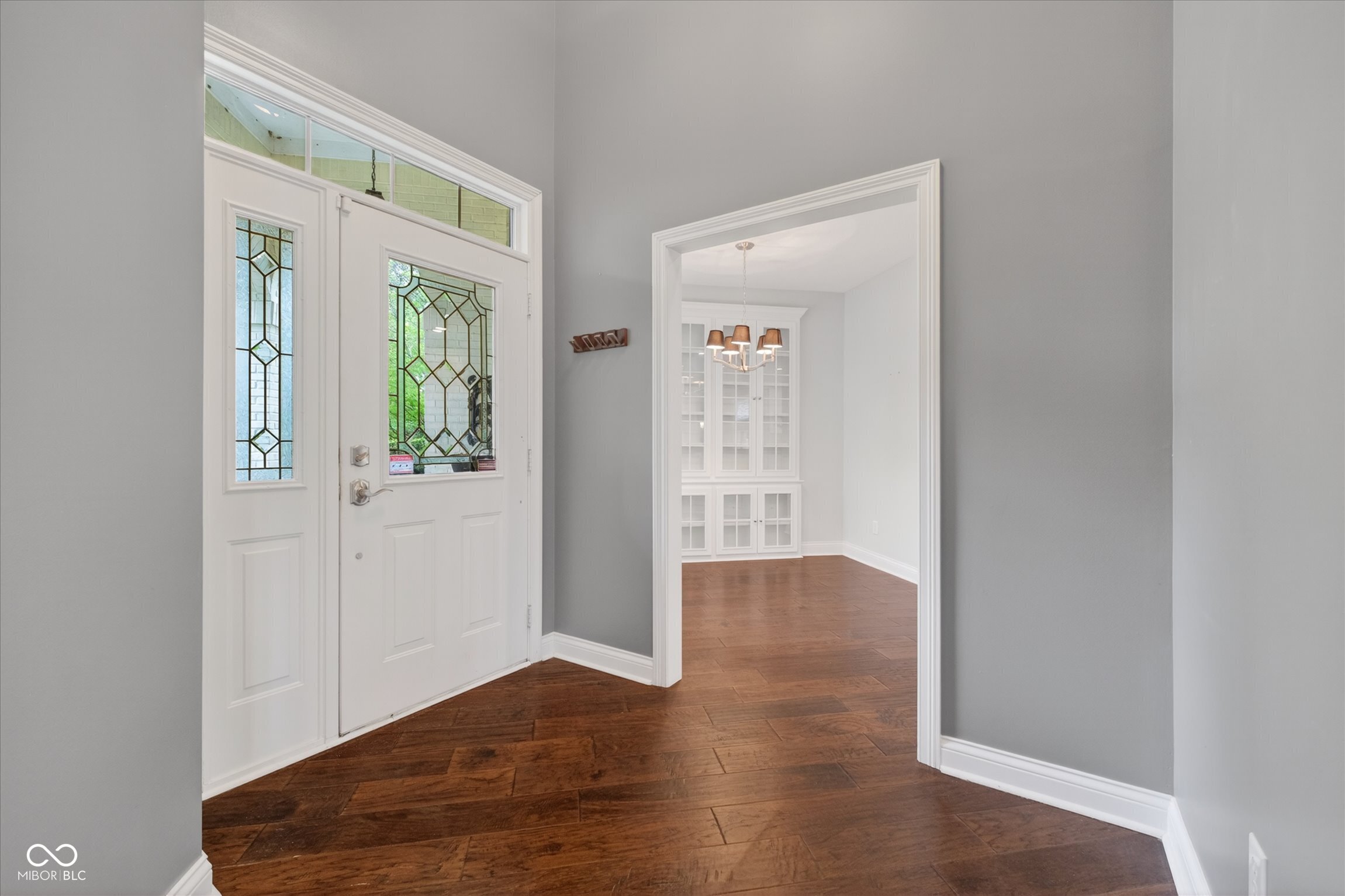 8944 Crystal River Drive