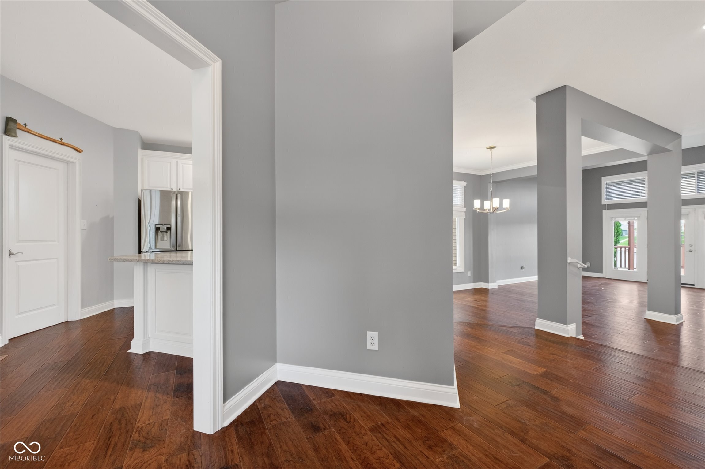 8944 Crystal River Drive