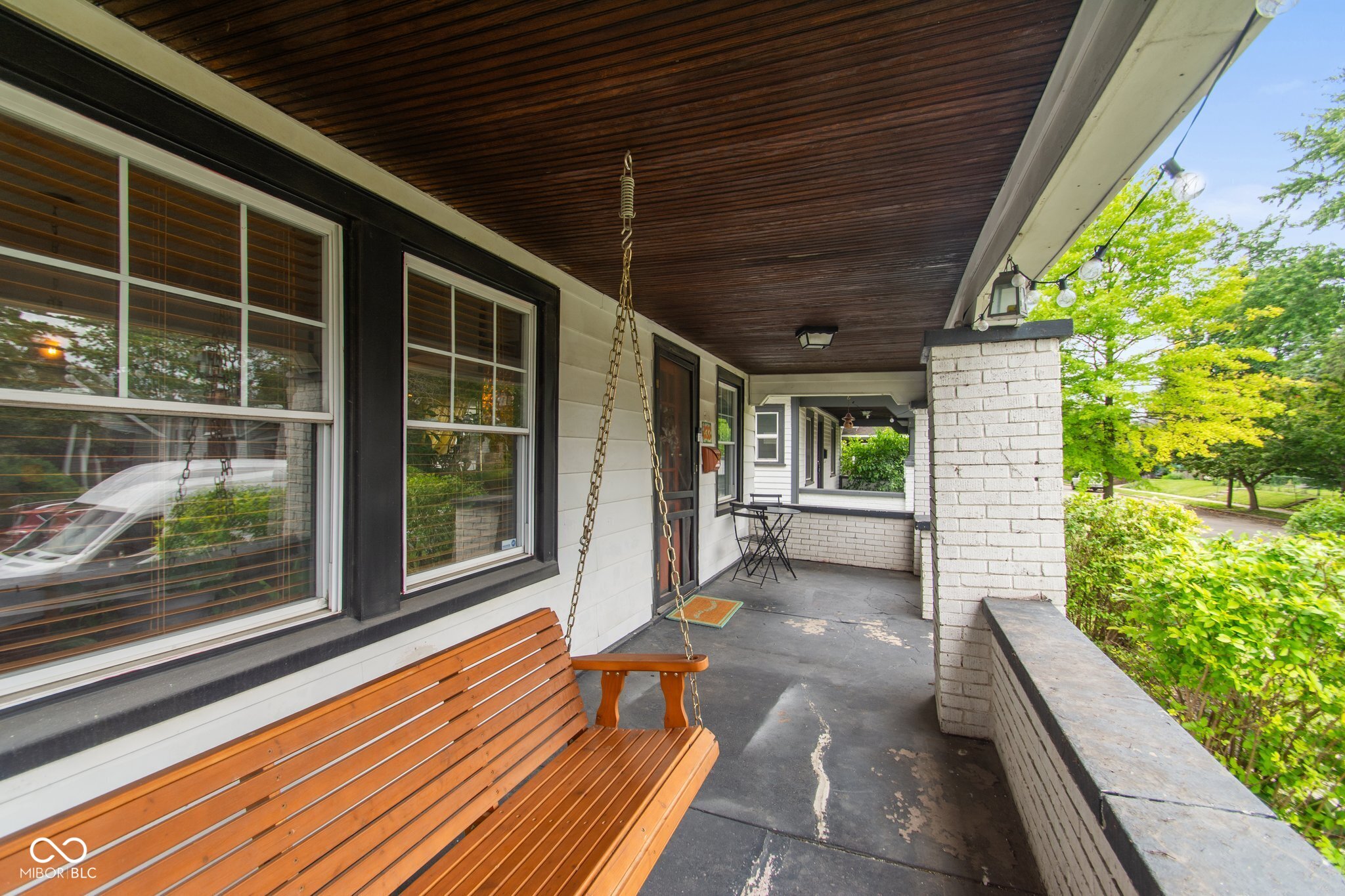 833 N Chester Avenue
