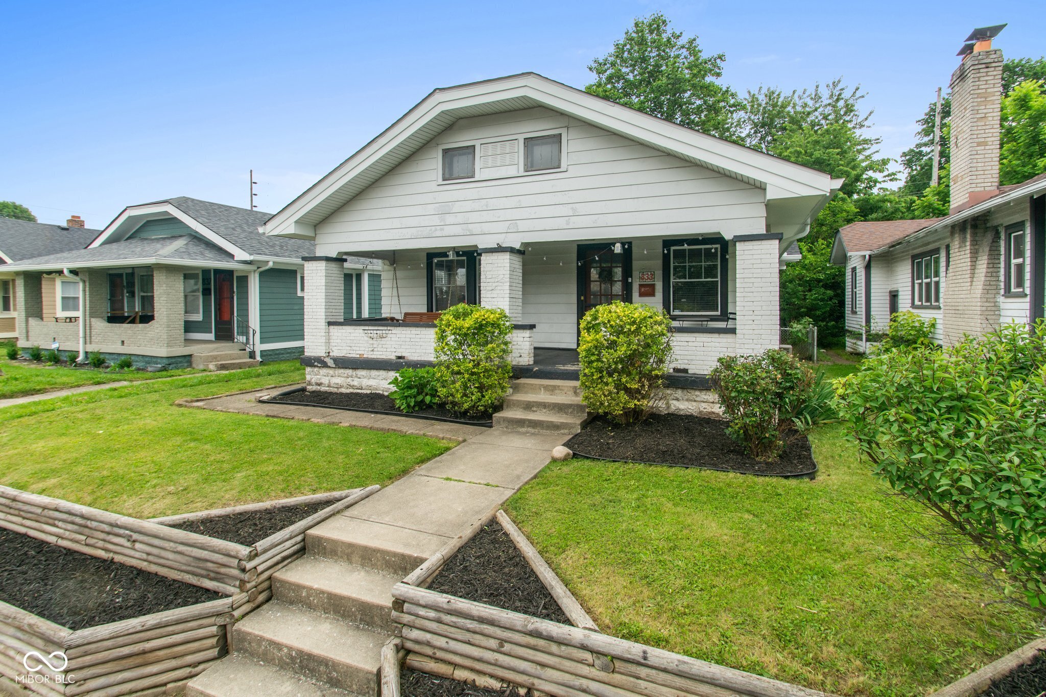 833 N Chester Avenue