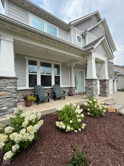 Photo of 4209 Parliament Way, Avon, IN 46123 (MLS # 22118700)