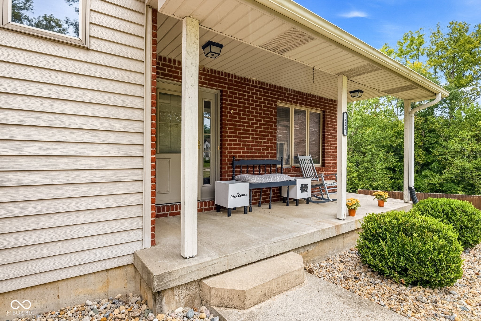 523 Kinney Lane