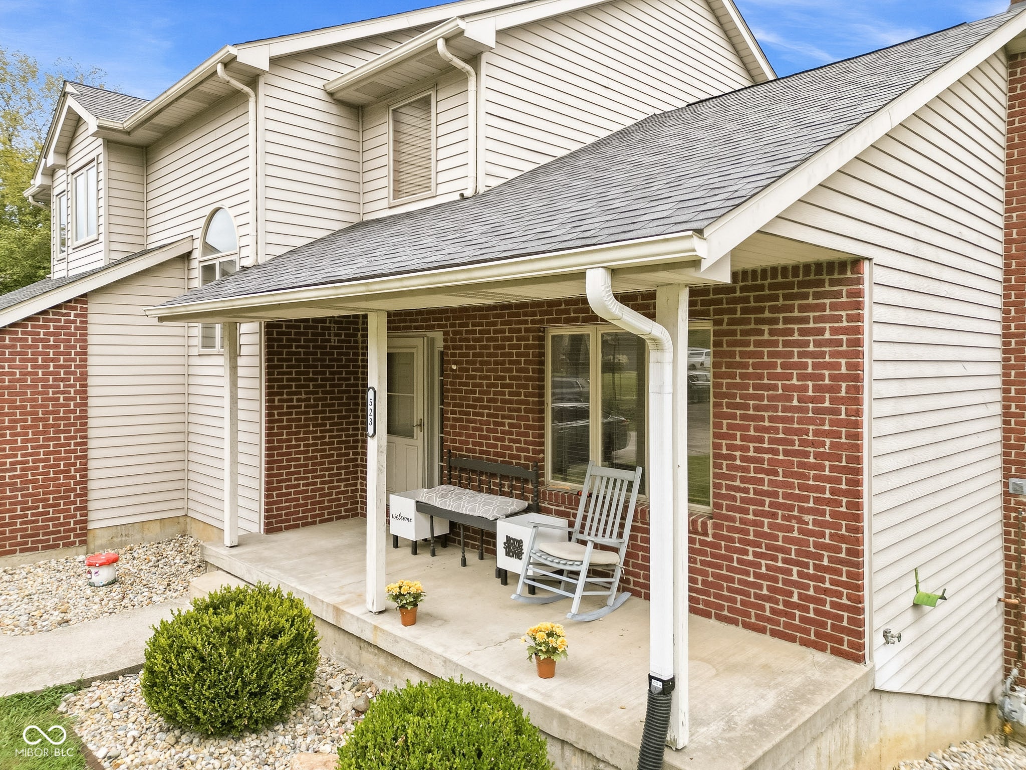 523 Kinney Lane