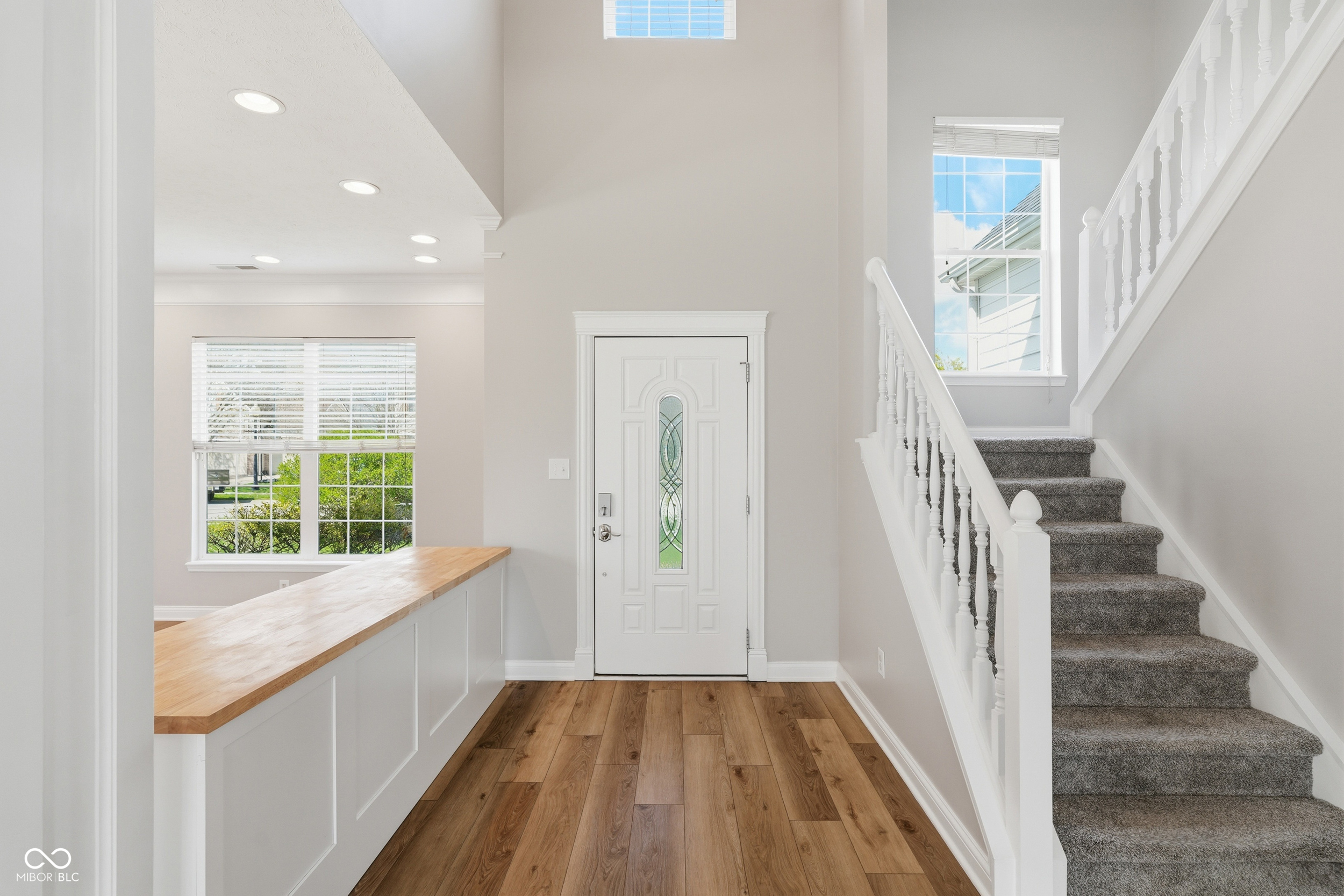 6569 Hunters Ridge S