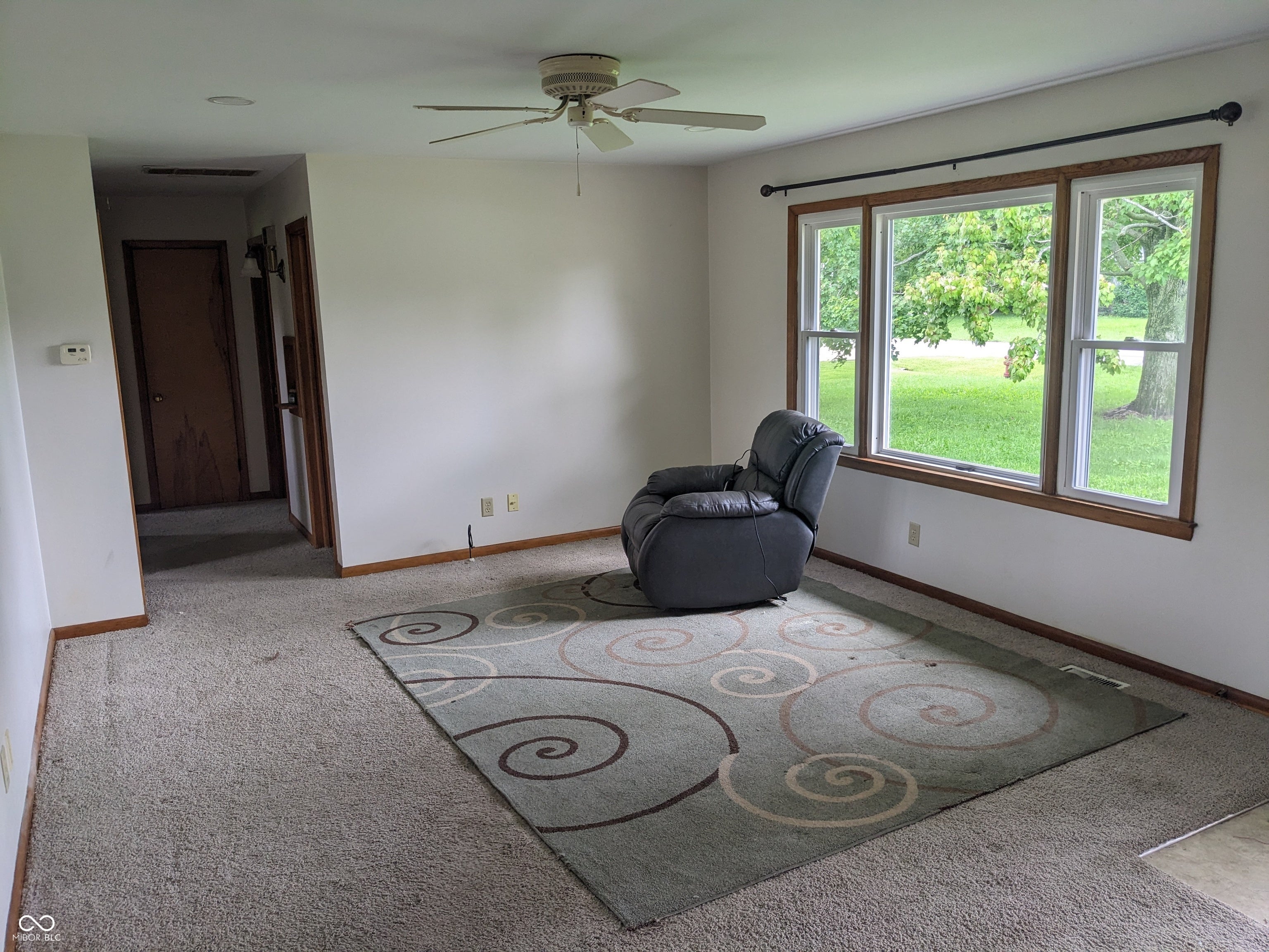 216 E 49th Street