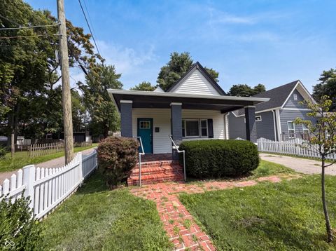 Photo of 1230 E Pleasant Run Parkway North Drive, Indianapolis, IN 46203 (MLS # 22115023)