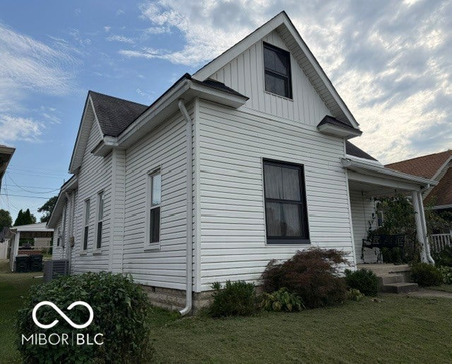 207 W Second Street