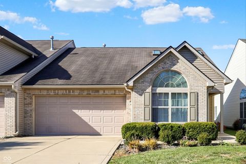 Photo of 12622 Whisper Way, Fishers, IN 46037 (MLS # 22071376)