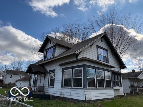 Photo of 1505 S Vine Street, Muncie, IN 47302 (MLS # 22092040)
