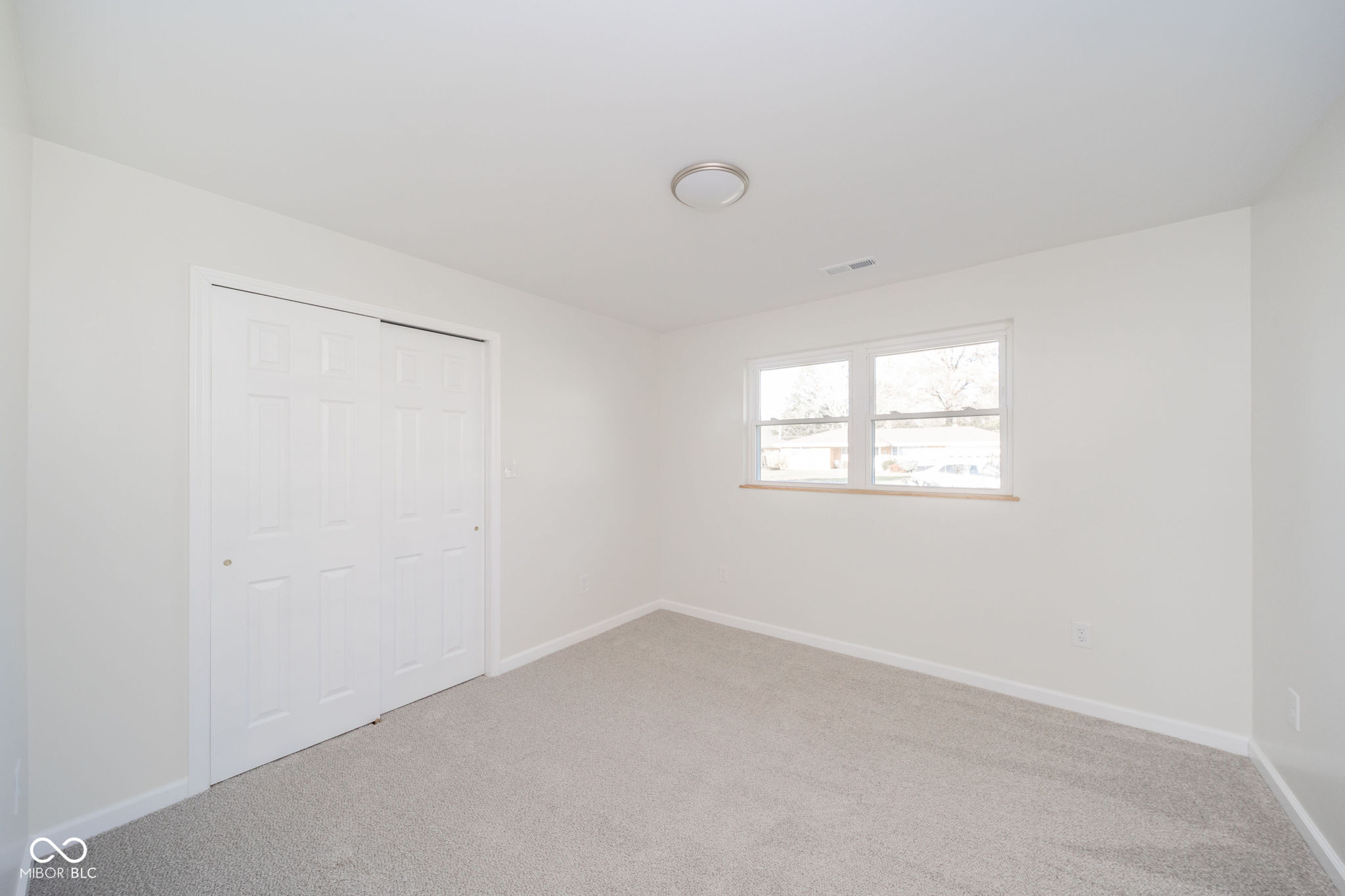 Anderson, Indiana 46012, United States, 3 Bedrooms Bedrooms, ,2 BathroomsBathrooms,Residential,Active,27235