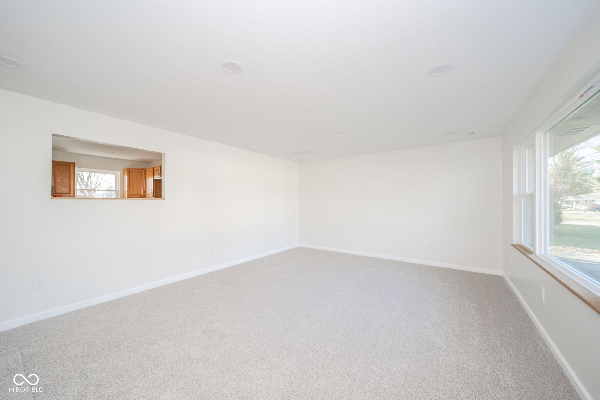 Anderson, Indiana 46012, United States, 3 Bedrooms Bedrooms, ,2 BathroomsBathrooms,Residential,Active,27235