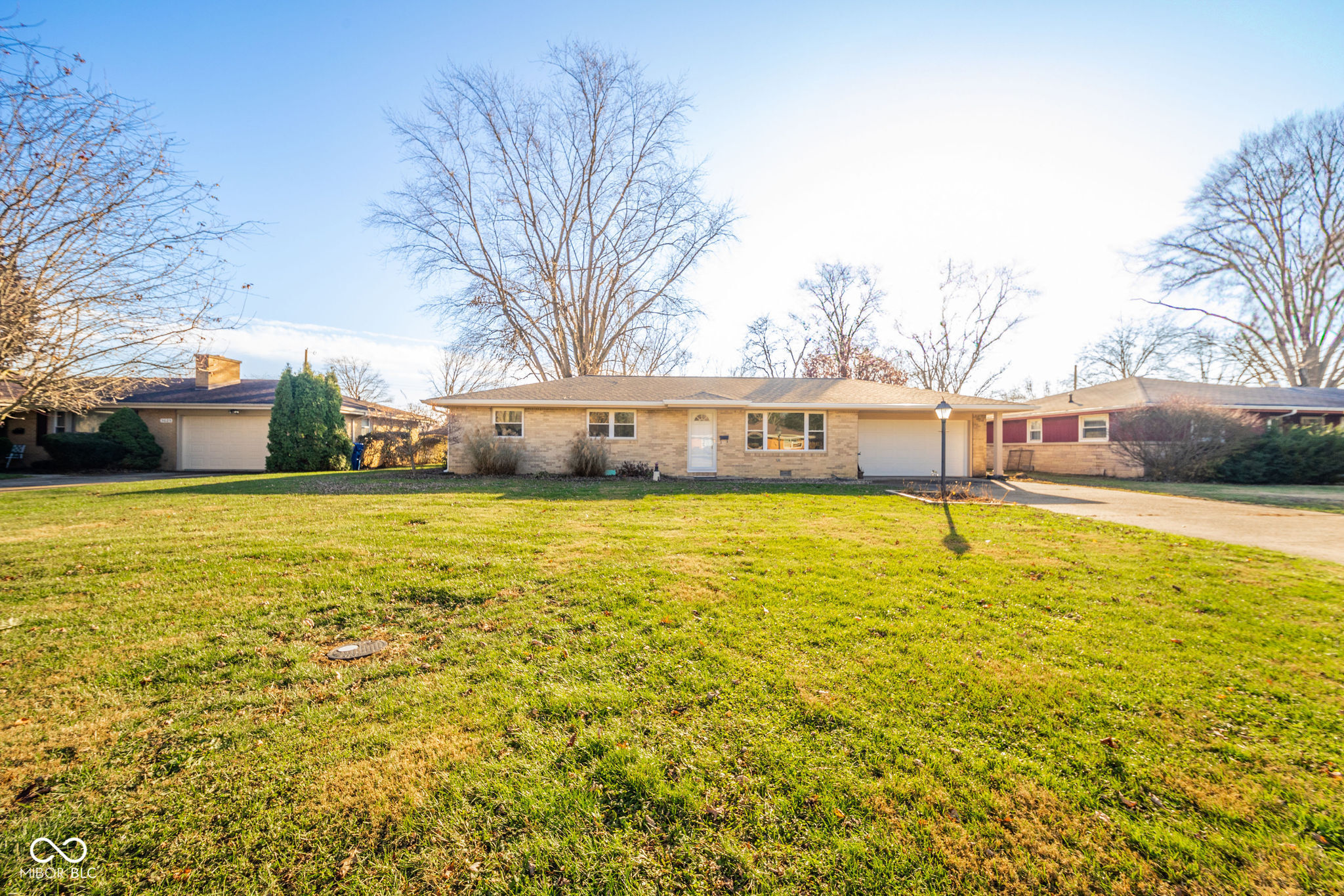 Anderson, Indiana 46012, United States, 3 Bedrooms Bedrooms, ,2 BathroomsBathrooms,Residential,Active,27235