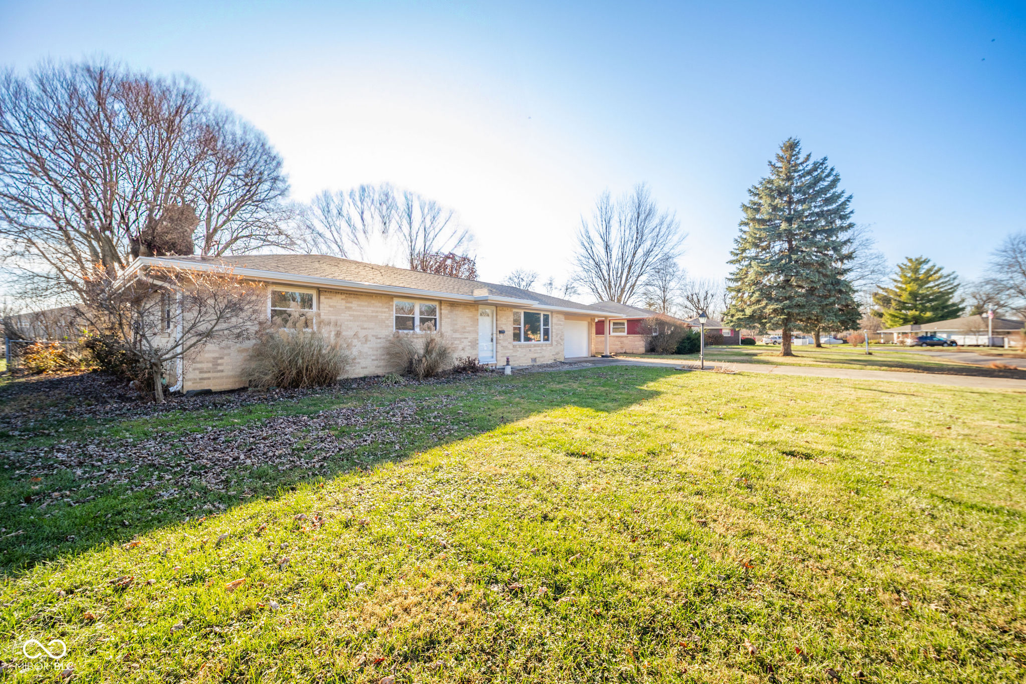 Anderson, Indiana 46012, United States, 3 Bedrooms Bedrooms, ,2 BathroomsBathrooms,Residential,Active,27235